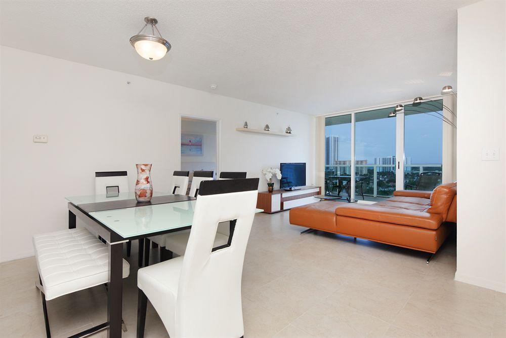 Luxury Apartments At Intracoastal Sunny Isles Beach Exterior photo